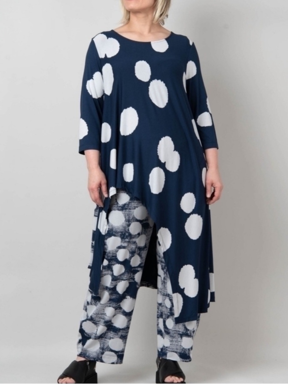 Alembika Blue and White Spot Cutaway Tunic Top Size 2 ( 8-10 USA )
